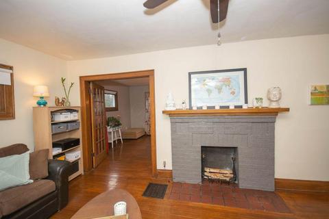 137 E Kelso Rd, Columbus, OH 43202 photo 7