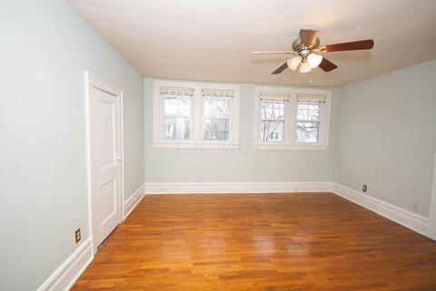 110 Tibet Rd, Columbus, OH 43202 photo 22