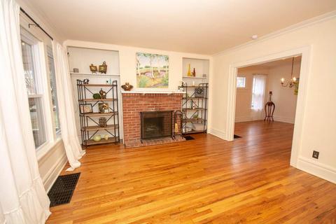 110 Tibet Rd, Columbus, OH 43202 photo 5
