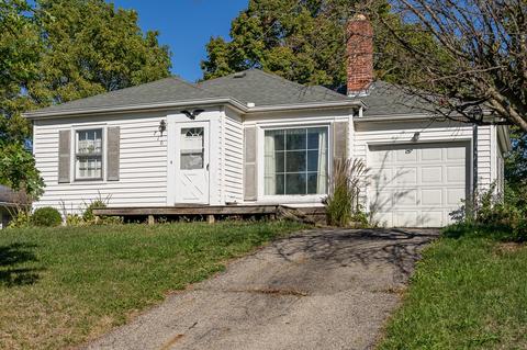710 W Harding Rd, Springfield, OH 45504 photo 1