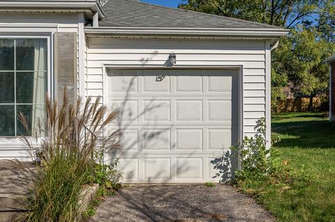 710 W Harding Rd, Springfield, OH 45504 photo 5