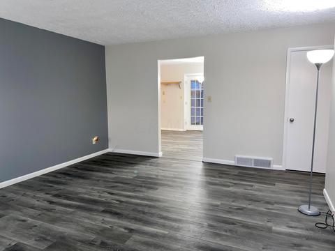 1174 Atwater Ave, Circleville, OH 43113 photo 10