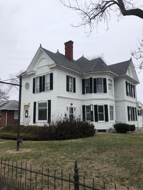 374 E Main St, Circleville, OH 43113 photo 2