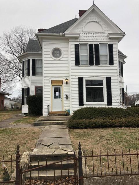 374 E Main St, Circleville, OH 43113 photo 1