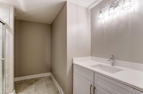 8946 Terrazza S Ct, Dublin, OH 43016 photo 34