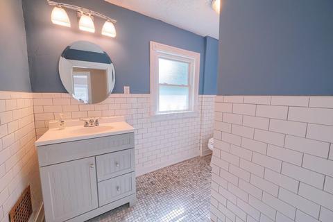373 E Morrill Ave, Columbus, OH 43207 photo 21