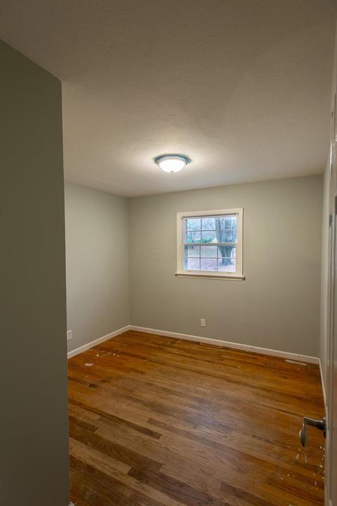 5327 Lancaster Rd, Hebron, OH 43025 photo 12