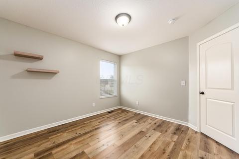 699 Crestview Dr, Lithopolis, OH 43136 photo 32