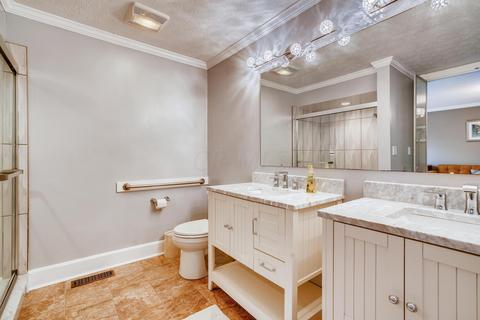 225 E Markison Ave, Columbus, OH 43207 photo 13