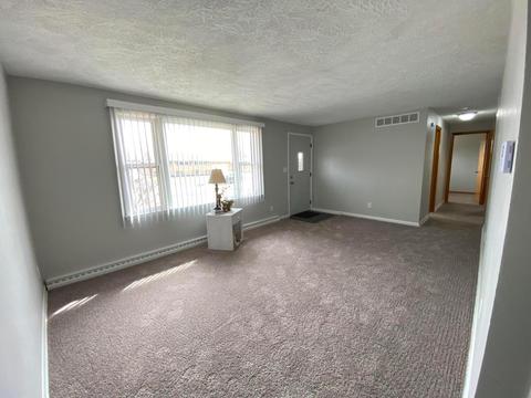 4307 Helena Dr, Springfield, OH 45503 photo 2