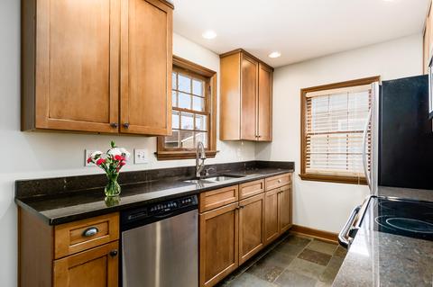 178 E Beaumont Rd, Columbus, OH 43214 photo 3