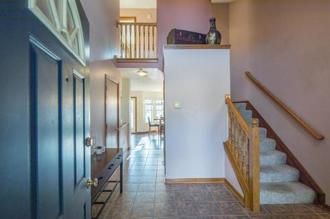 987 Master Dr, Galloway, OH 43119 photo 2