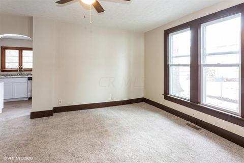 64 E Pratt St, Johnstown, OH 43031 photo 3