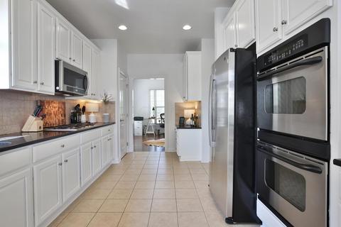 8076 Summerhouse Dr E, Dublin, OH 43016 photo 15
