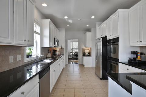 8076 Summerhouse Dr E, Dublin, OH 43016 photo 13