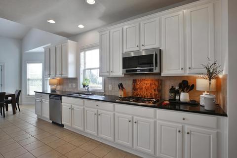 8076 Summerhouse Dr E, Dublin, OH 43016 photo 12
