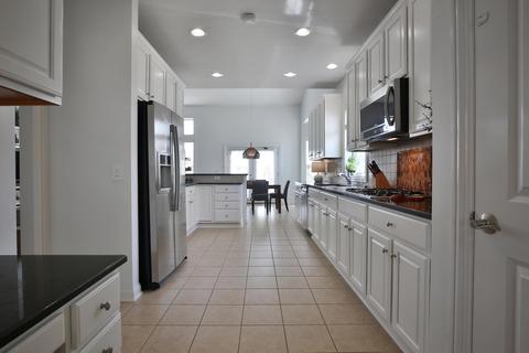 8076 Summerhouse Dr E, Dublin, OH 43016 photo 11