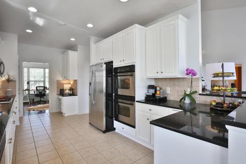 8076 Summerhouse Dr E, Dublin, OH 43016 photo 14