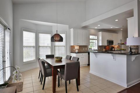 8076 Summerhouse Dr E, Dublin, OH 43016 photo 16
