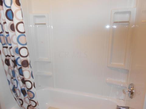 376 Walnut St, Circleville, OH 43113 photo 9