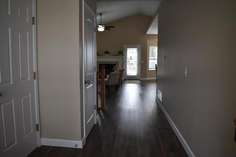160 Brenden Loop, Delaware, OH 43015 photo 2