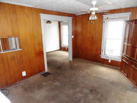 929 Davids St, Marion, OH 43302 photo 4