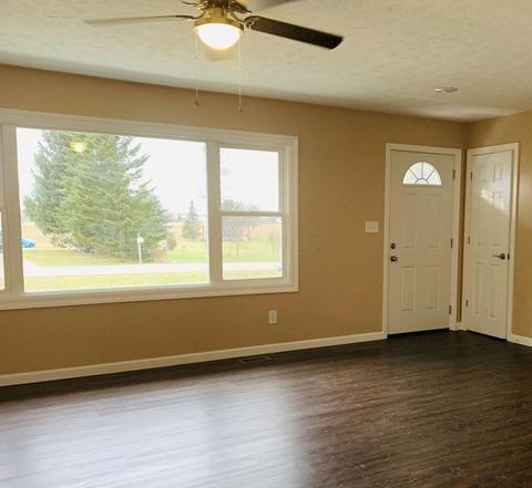 232 Ravenwood Dr, Springfield, OH 45504 photo 2