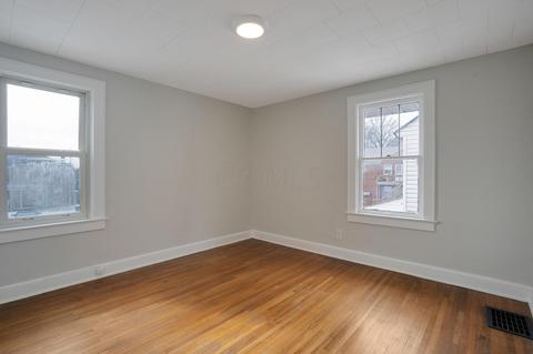1391 E Maynard Ave, Columbus, OH 43211 photo 24