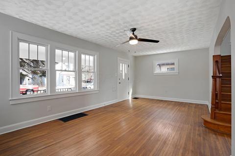 1391 E Maynard Ave, Columbus, OH 43211 photo 12