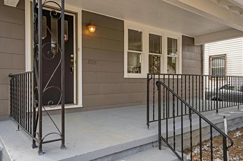 1391 E Maynard Ave, Columbus, OH 43211 photo 4