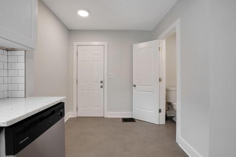 1391 E Maynard Ave, Columbus, OH 43211 photo 20