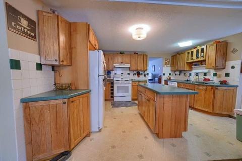 413 Cedar Heights Rd, Circleville, OH 43113 photo 11