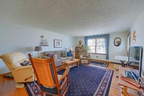 413 Cedar Heights Rd, Circleville, OH 43113 photo 3