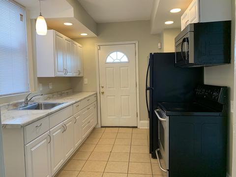 623 E Markison Ave, Columbus, OH 43207 photo 9