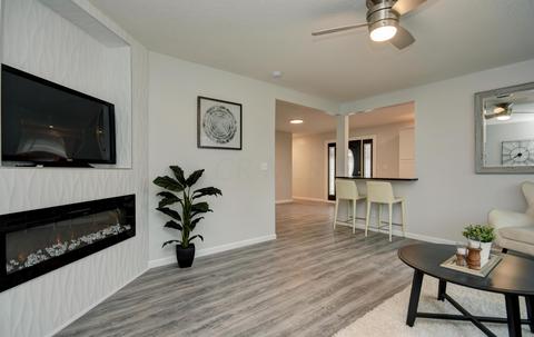 1496 E Moler Rd, Columbus, OH 43207 photo 4