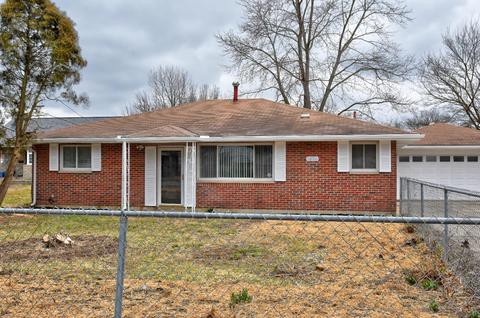 1496 E Moler Rd, Columbus, OH 43207 photo 2