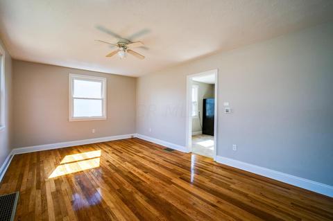 1417 N Plum St, Springfield, OH 45504 photo 4