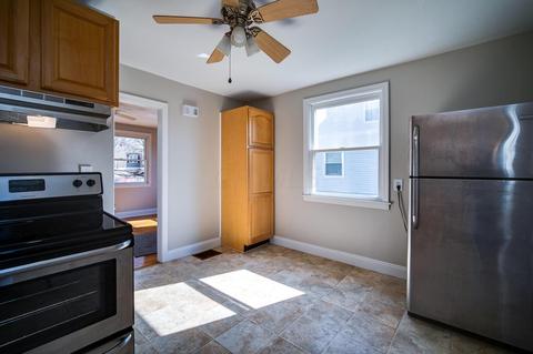 1417 N Plum St, Springfield, OH 45504 photo 9