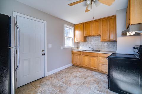 1417 N Plum St, Springfield, OH 45504 photo 10