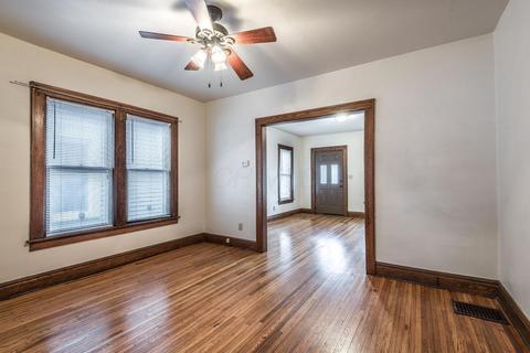 141 E Blake Ave, Columbus, OH 43202 photo 7
