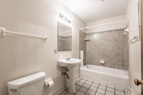 141 E Blake Ave, Columbus, OH 43202 photo 13