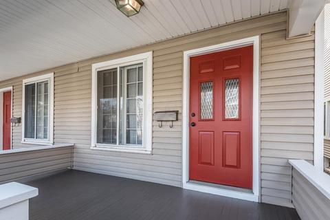 141 E Blake Ave, Columbus, OH 43202 photo 2
