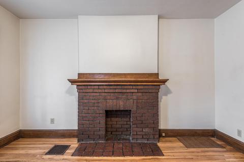 141 E Blake Ave, Columbus, OH 43202 photo 5