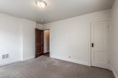 141 E Blake Ave, Columbus, OH 43202 photo 33