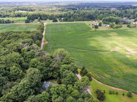 6765 Lancaster Rd, Hebron, OH 43025 photo 5