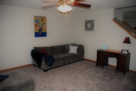 106 Simon St, Delaware, OH 43015 photo 4