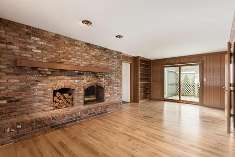 1241 Castleton Rd N, Columbus, OH 43220 photo 11