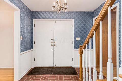 1241 Castleton Rd N, Columbus, OH 43220 photo 4