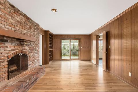 1241 Castleton Rd N, Columbus, OH 43220 photo 13