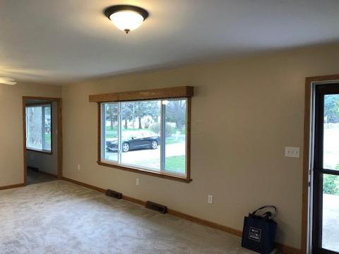 580 Ridgewood Dr, Circleville, OH 43113 photo 2